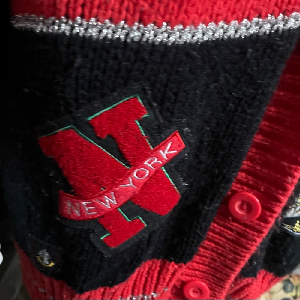 Vintage Black & Red Patchwork Cardigan (Estimated Late 80s–Early 90s) - Picture 11 of 14